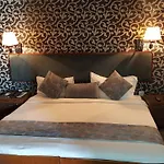 Hotel Executive