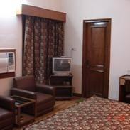 Oyo 15791 Flagship Executive Hazratganj Hotel 2*