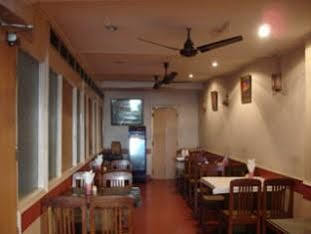 Hotel Oyo 15791 Flagship Executive Hazratganj 2*